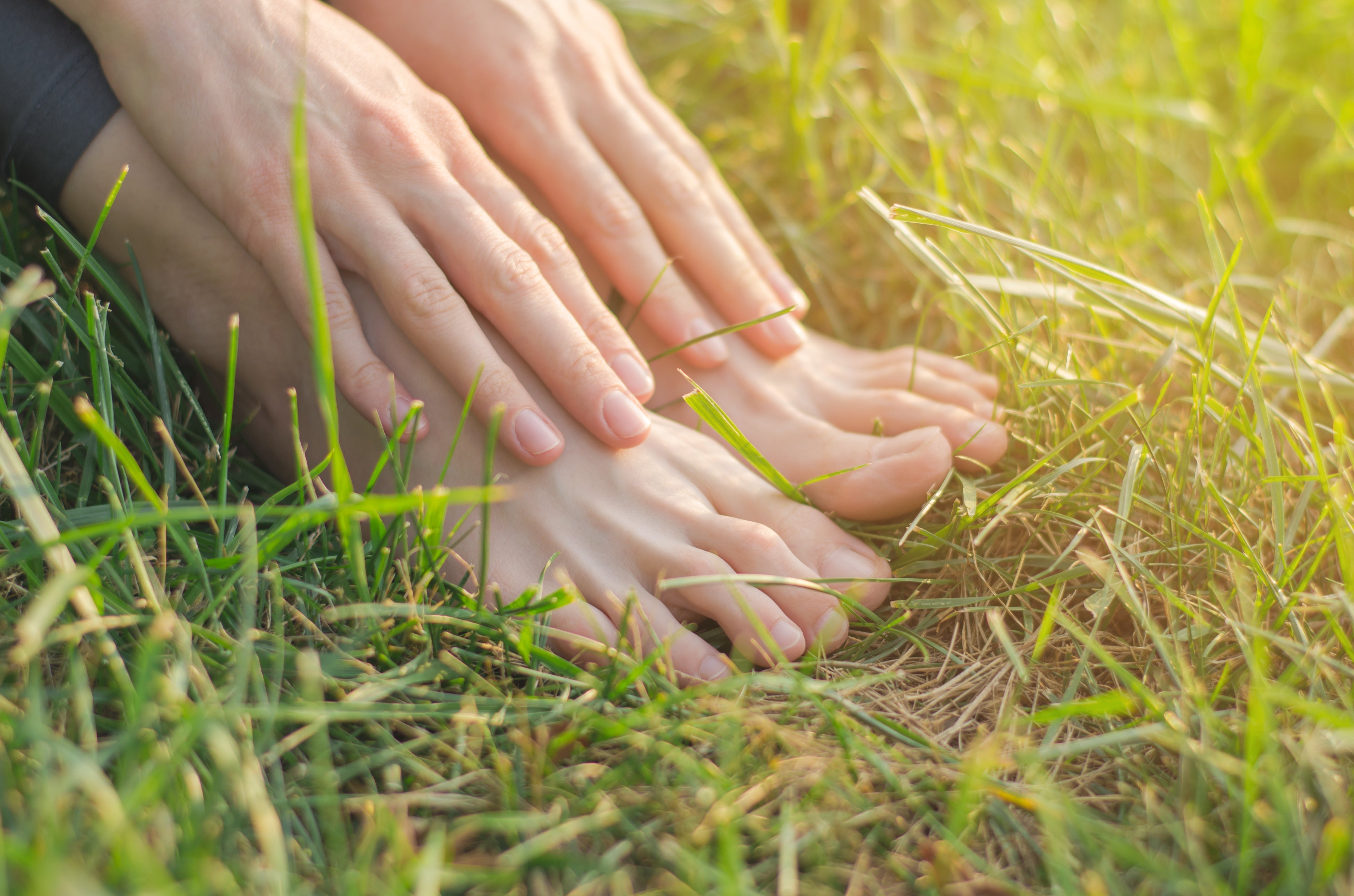 Tender Care for Hands and Feet During Cancer Treatment: Hand-Foot Syndrome, Dryness & Skin Comfort